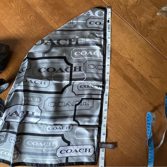 Coach Leather Legacy Ergo Hobo Satchel With Scarf #11285 - Picture 13 of 14